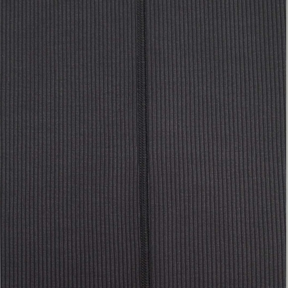 Lululemon Ribbed Softstreme T-Shirt
Black - Picture 5 of 7